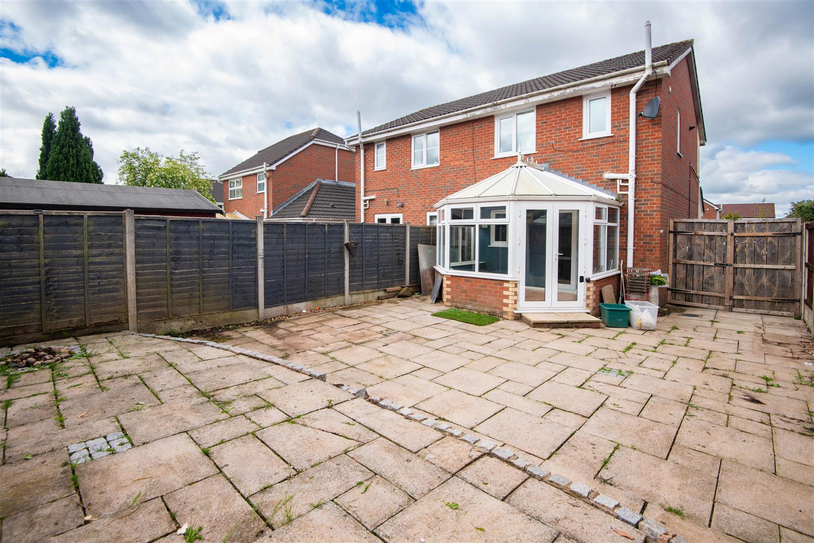 Crowell Way, Preston